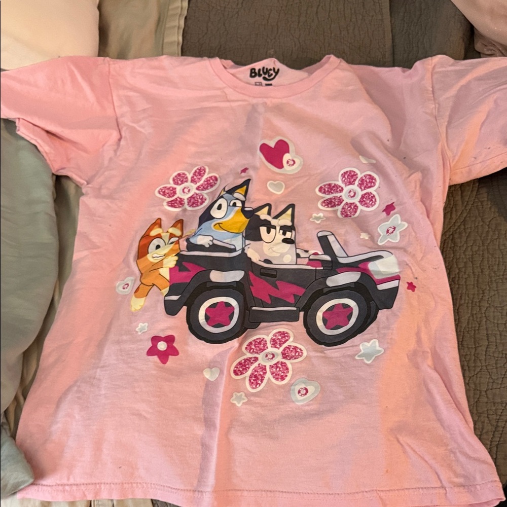 Bluzy Pink Short Sleeve Tee with Cartoon Graphic